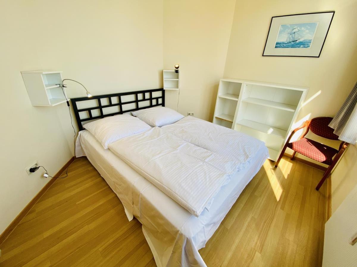 Berringer, Leuchtfeuer, Direkt An Der Promenade Apartment Росток Екстериор снимка